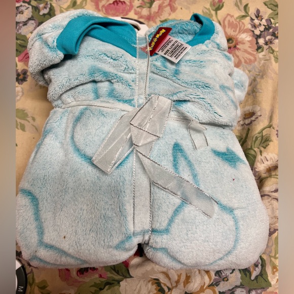 Poke’mon pajamas - Picture 4 of 7